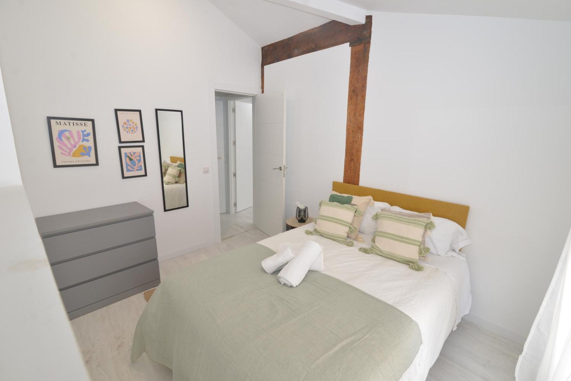 El Apartamento De San Cisneros By Just-Room 桑坦德 外观 照片
